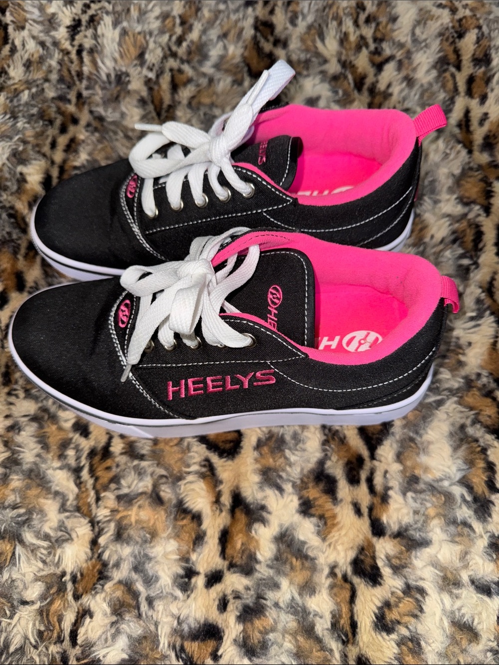 Heelys Kids Black & Hot Pink Lace-Up Skate Sneakers